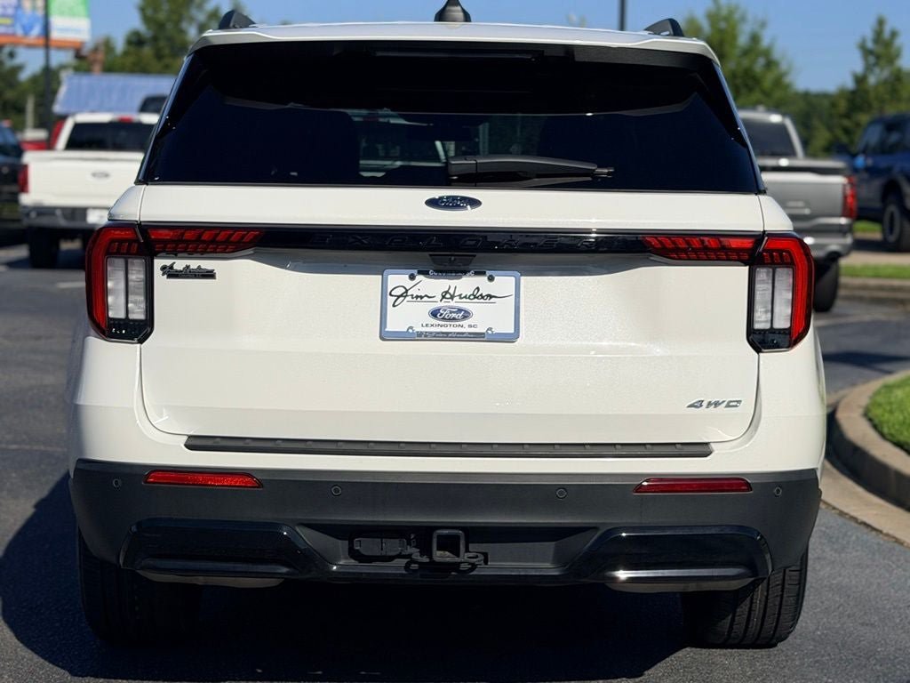 Certified 2025 Ford Explorer ST-Line AWD/4WD image 7