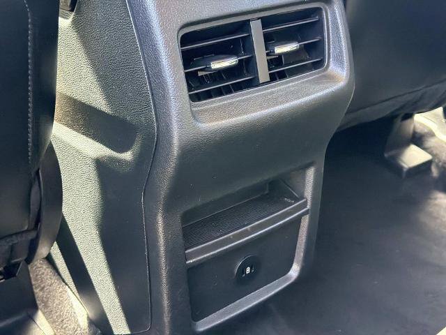 Certified 2023 Ford Edge SEL AWD/4WD image 16