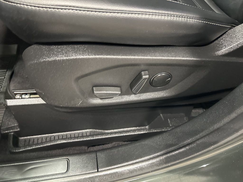 Certified 2024 Ford Edge SEL w/ Convenience Package image 13