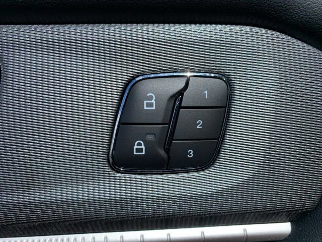Certified 2025 Ford Explorer ST w/ Sun And Sound Package AWD/4WD image 18