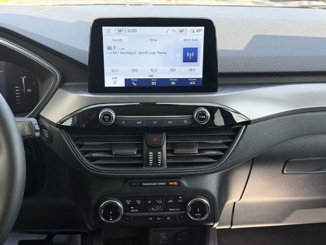 Certified 2023 Ford Escape Active w/ Cold Weather Package image 19