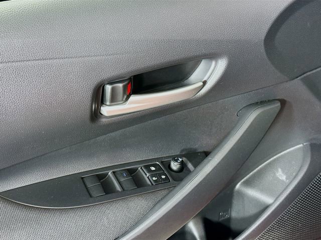 Used 2020 Toyota Corolla LE image 21