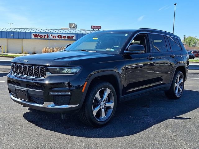 Used 2021 Jeep Grand Cherokee L Limited w/ Luxury Tech Group II AWD/4WD image 3