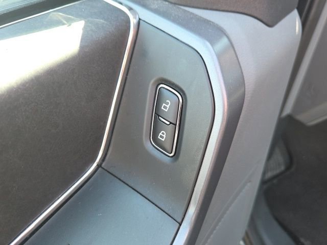 Certified 2025 Ford F150 XLT w/ Equipment Group 301A Standard image 19