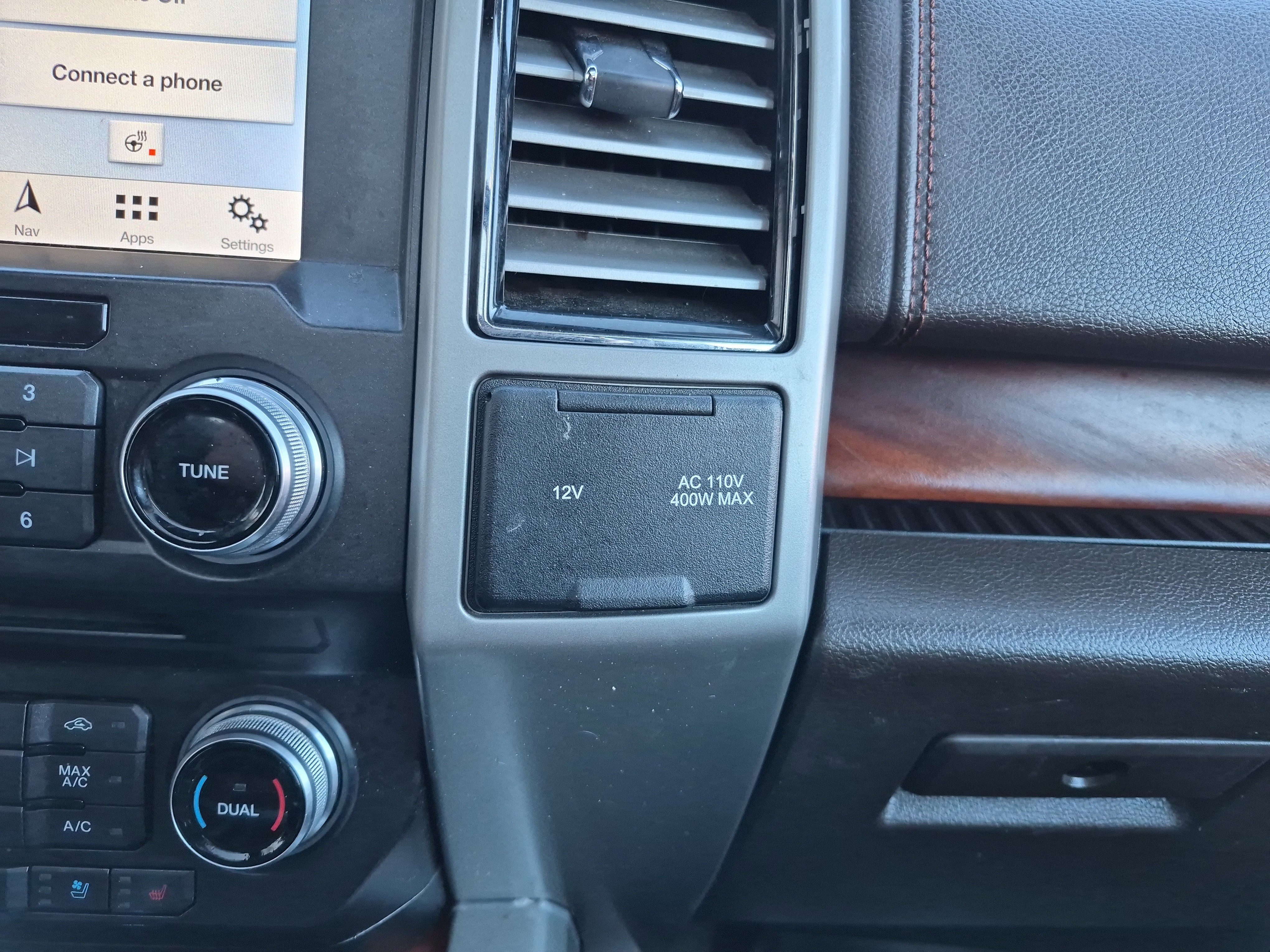 Certified 2018 Ford F150 King Ranch w/ Equipment Group 601A Luxury image 37