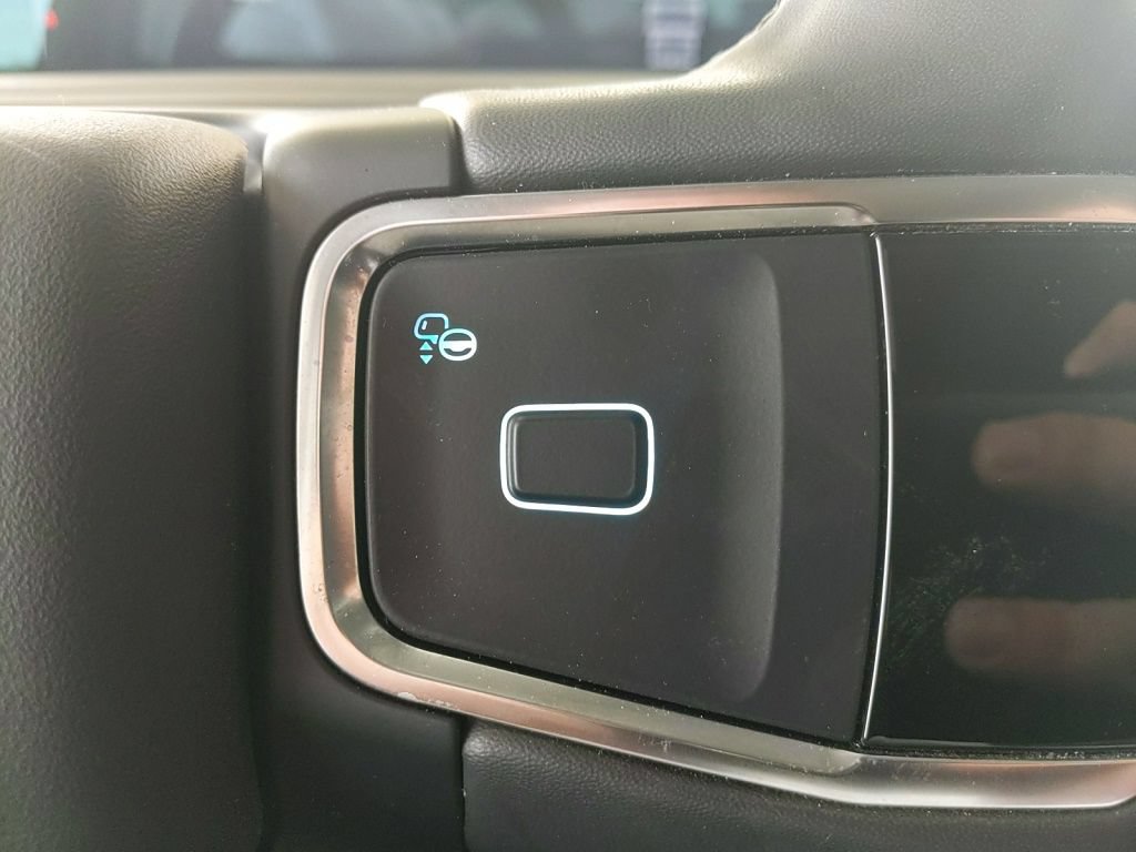 Certified 2025 Ford Expedition Active AWD/4WD image 19