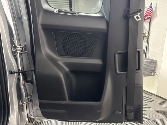 Used 2018 Toyota Tacoma SR5 AWD/4WD image 22