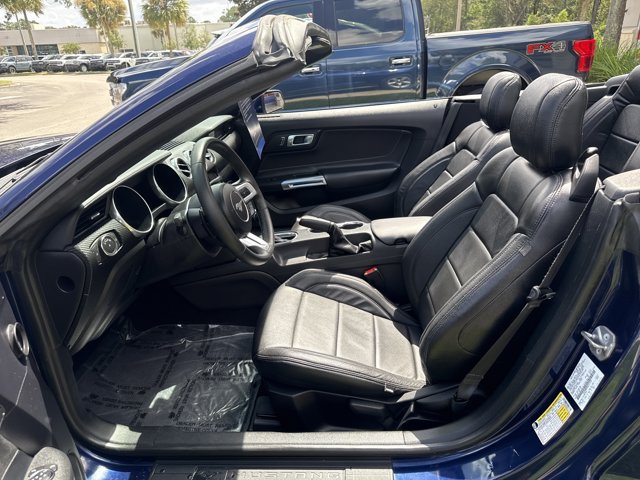 Certified 2019 Ford Mustang Convertible RWD image 15