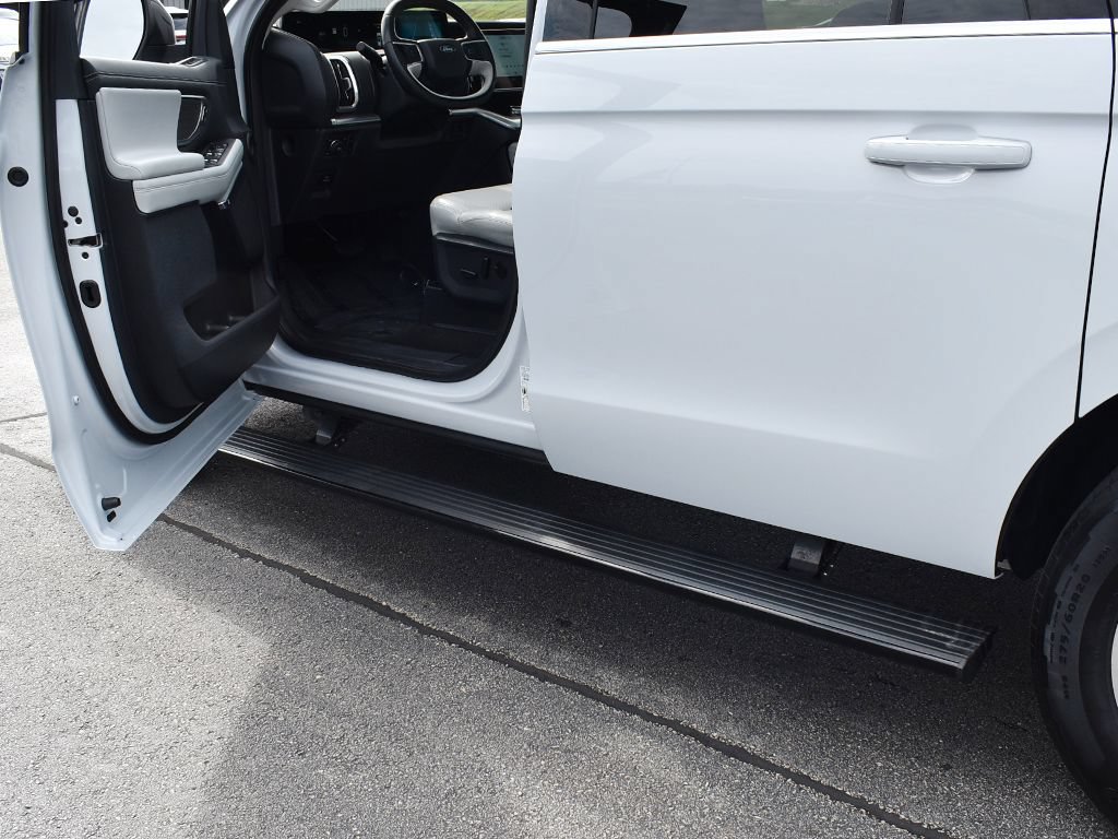 Certified 2025 Ford Expedition Max Platinum AWD/4WD image 19