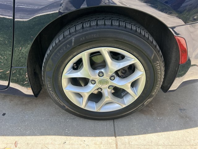 Used 2020 Chrysler Pacifica Limited w/ Advanced Safetytec Group FWD image 12