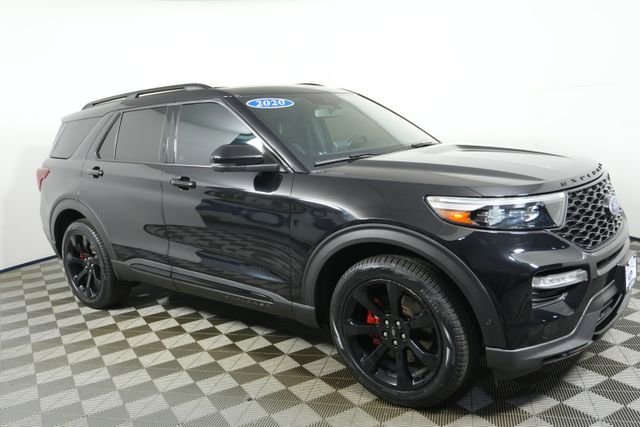 Certified 2020 Ford Explorer ST w/ ST Street Pack image 2