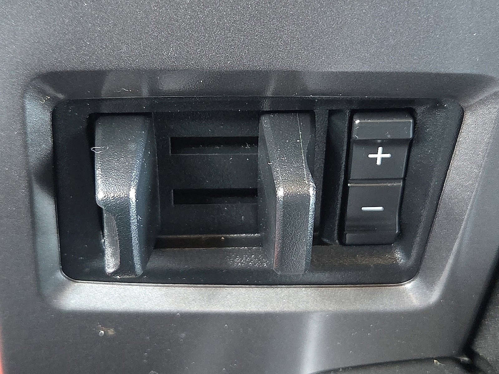 Certified 2020 Ford F150 XLT w/ Equipment Group 302A Luxury image 17