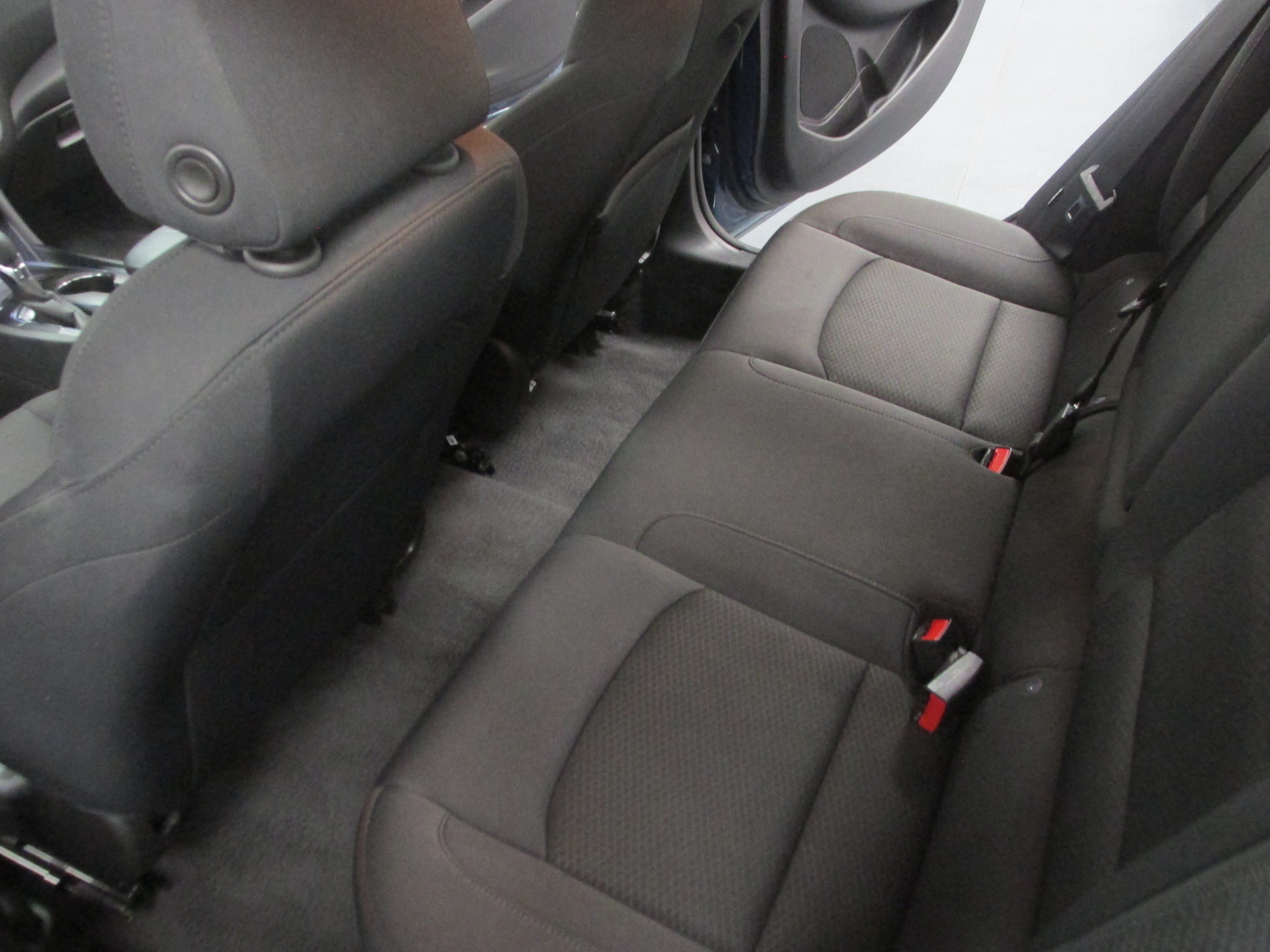 Used 2025 Chevrolet Malibu LT FWD image 23