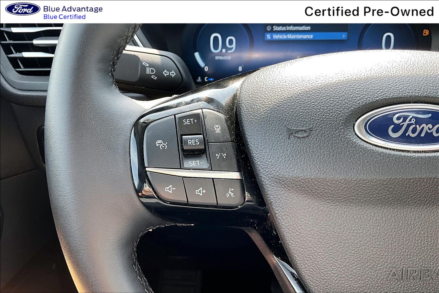 Certified 2025 Ford Escape Platinum AWD/4WD image 22