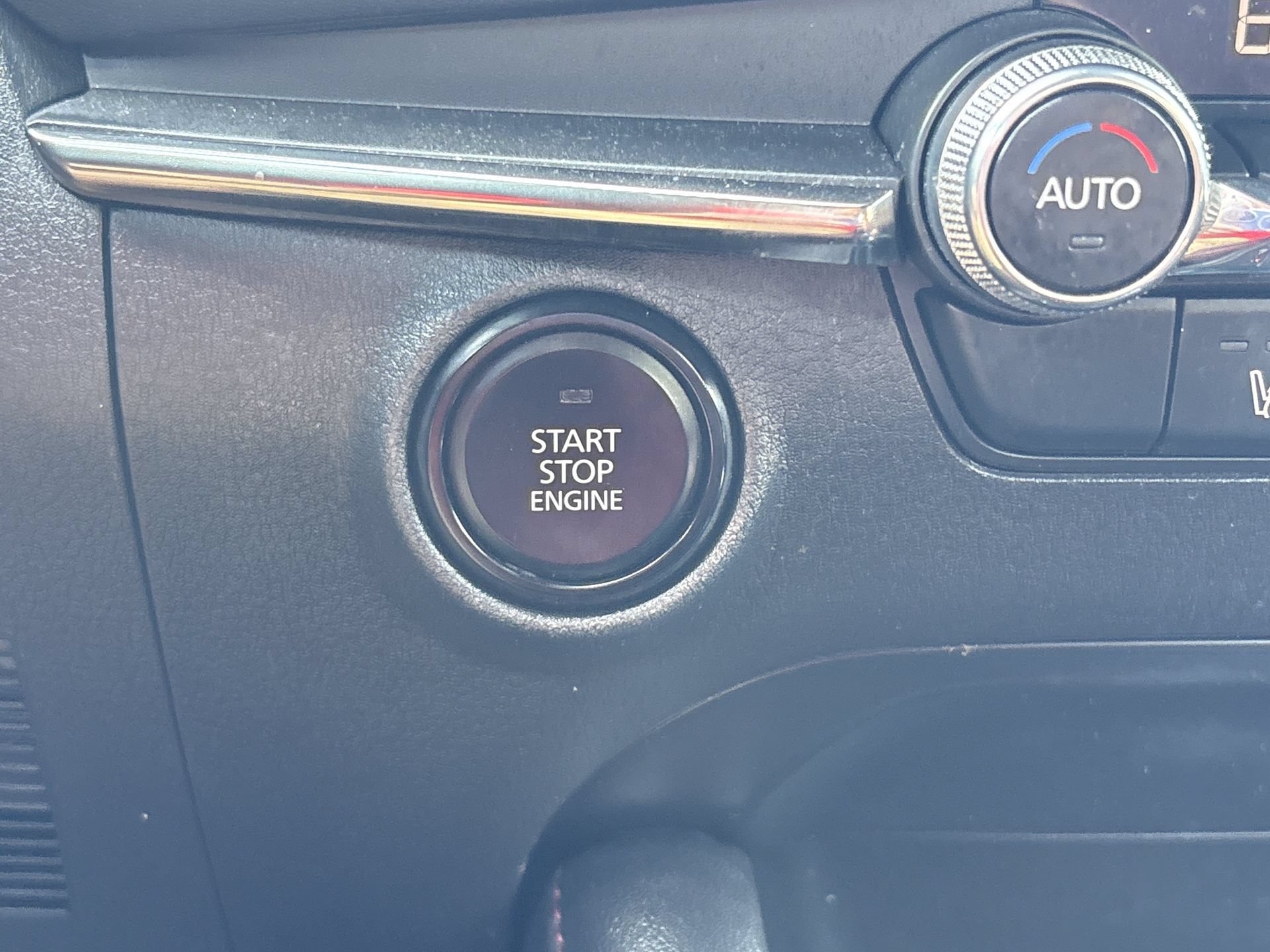 Used 2024 MAZDA MAZDA3 s AWD/4WD image 9