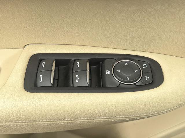 Used 2019 Cadillac XT5 AWD image 17