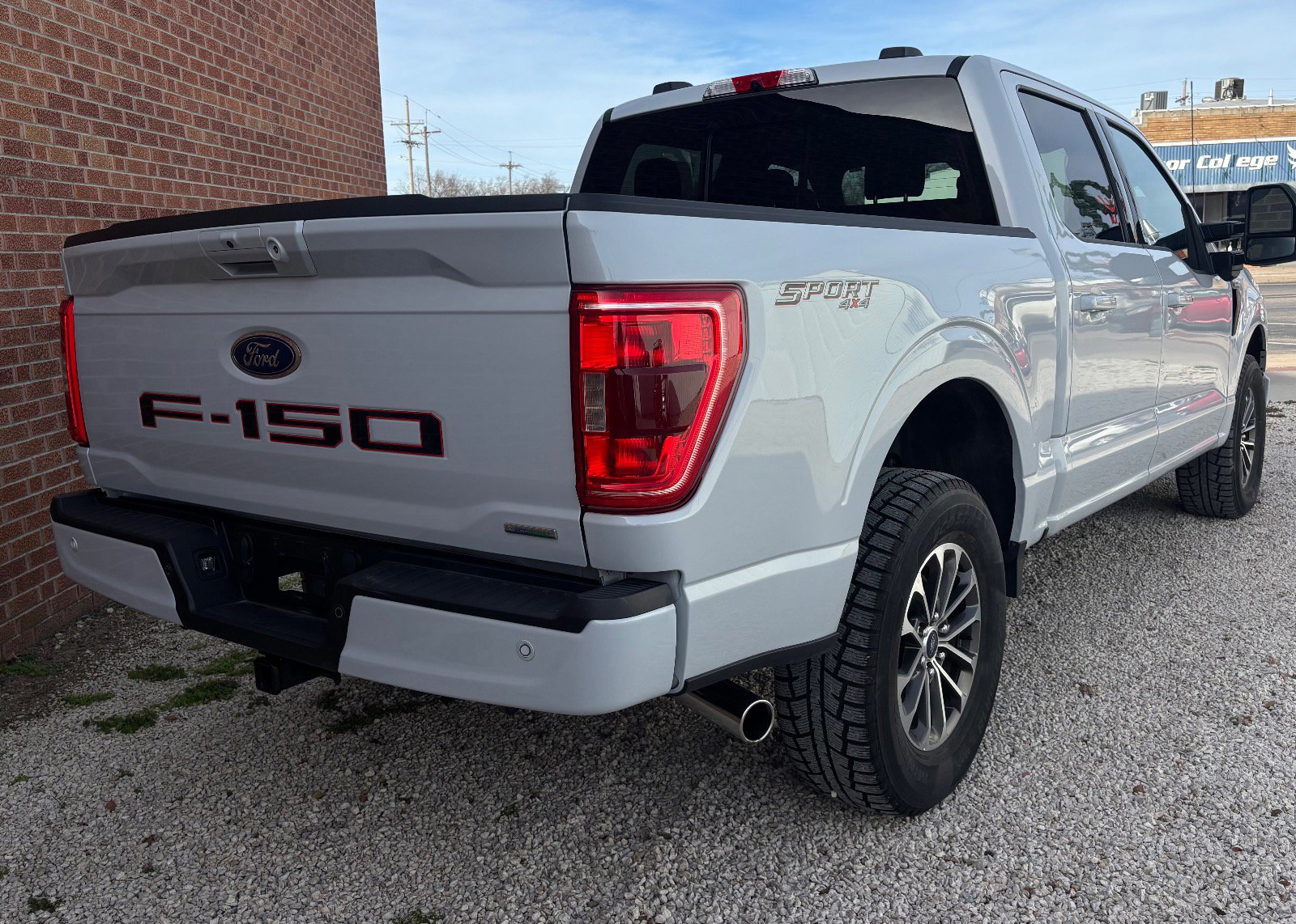 Certified 2022 Ford F150 XLT w/ Equipment Group 302A High image 3