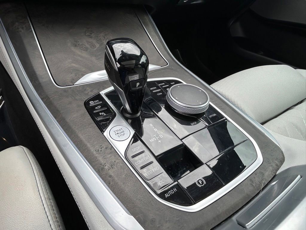 Used 2023 BMW X5 xDrive40i w/ Premium Package AWD/4WD image 15