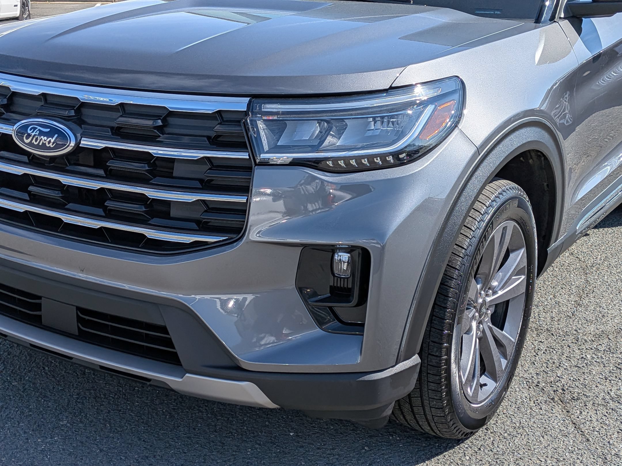 Certified 2025 Ford Explorer Active w/ Active Comfort Package AWD/4WD image 10