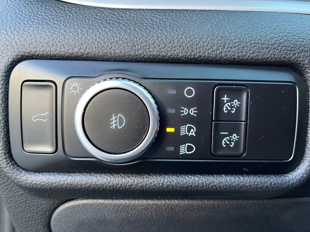 Certified 2023 Ford Explorer XLT w/ Equipment Group 202A image 24