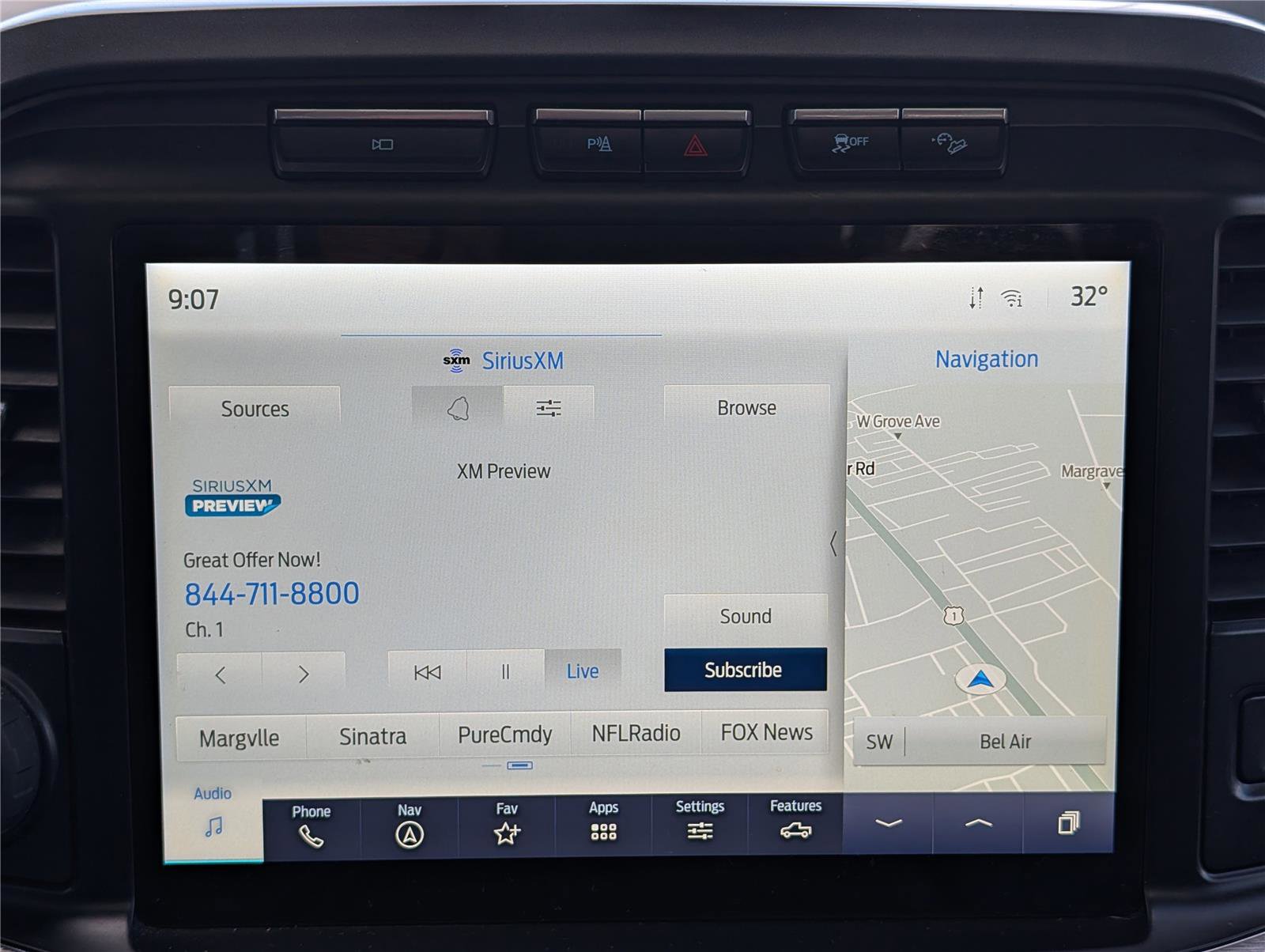 Certified 2023 Ford F150 Lariat w/ Equipment Group 502A High image 30