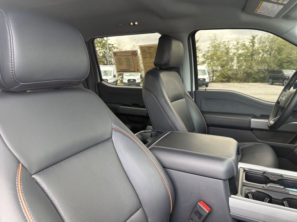 Certified 2025 Ford F250 Lariat w/ Tremor Off-Road Package image 21