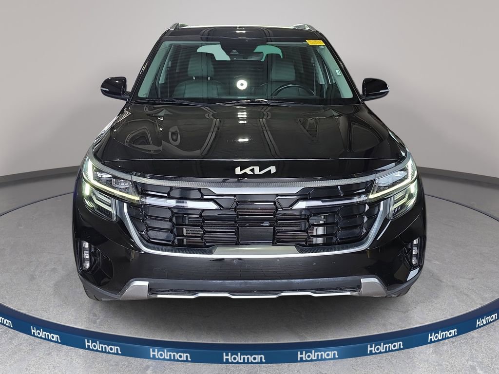 Used 2024 Kia Seltos SX w/ SX Sunroof Package AWD/4WD image 2