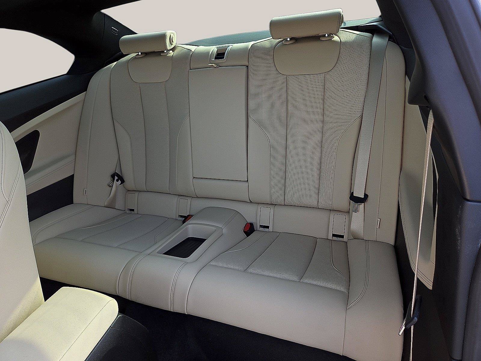 Used 2022 BMW 230i Coupe w/ Convenience Package RWD image 12