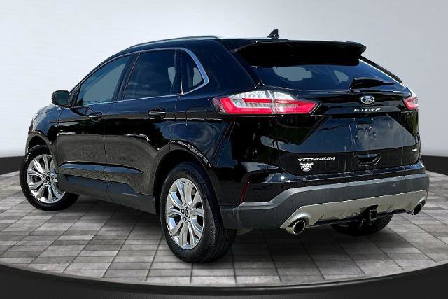 Certified 2024 Ford Edge Titanium w/ Class II Trailer Tow Package image 4
