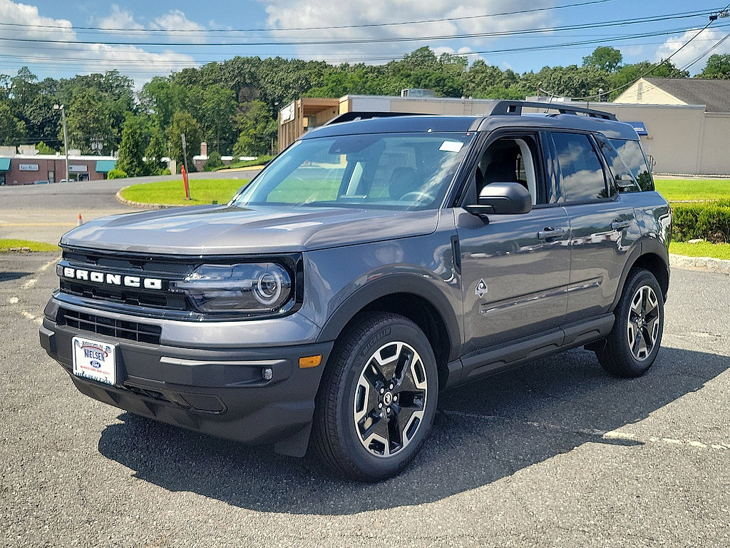 Certified 2023 Ford Bronco Sport Outer Banks w/ Tech Package AWD/4WD image 10