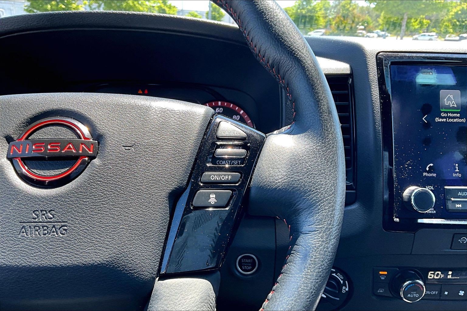 Used 2023 Nissan Frontier PRO-4X w/ Pro Convenience Package AWD/4WD image 13
