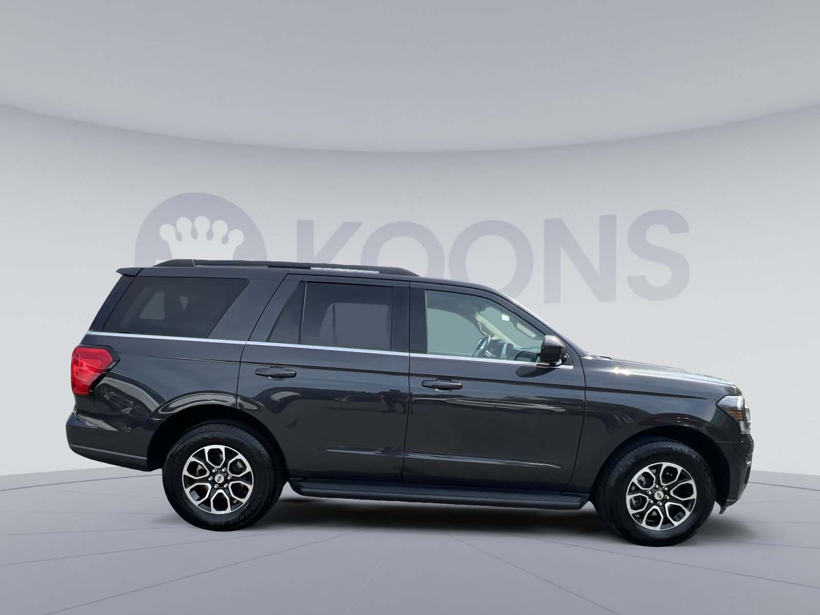 Certified 2024 Ford Expedition XLT AWD/4WD image 12