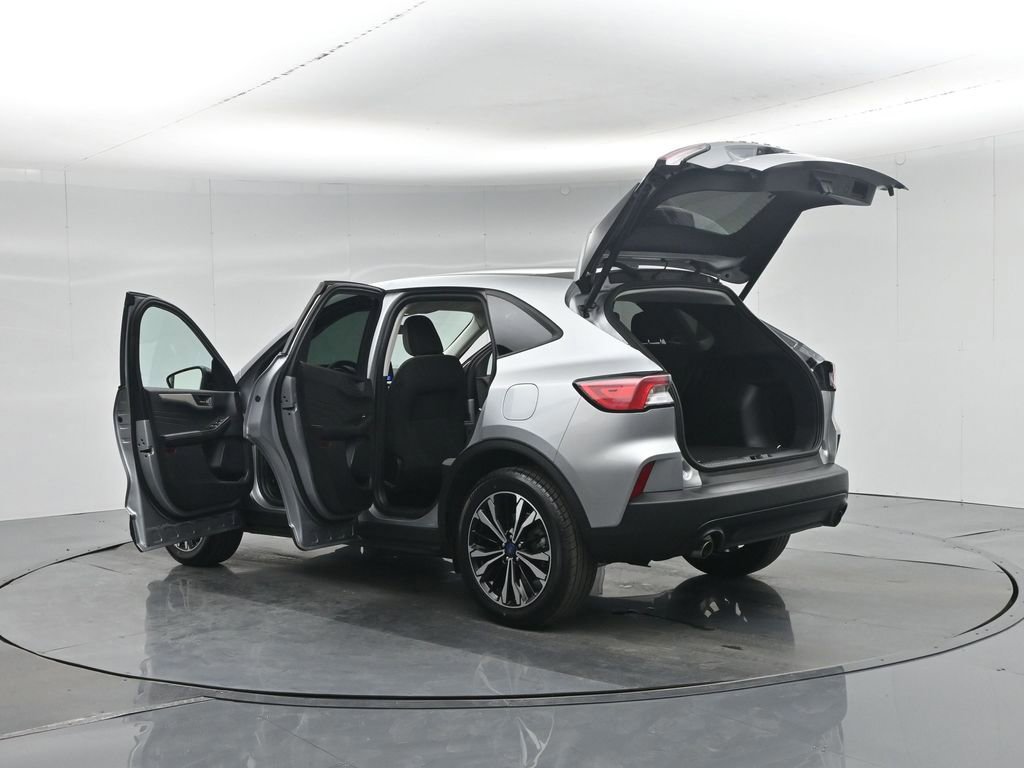 Certified 2022 Ford Escape SE w/ SE Sport Appearance Package image 58