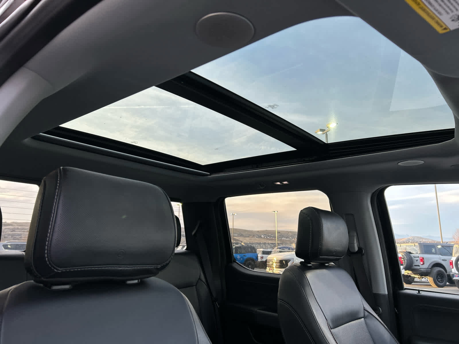 Certified 2022 Ford F150 Lariat w/ Equipment Group 502A High image 20