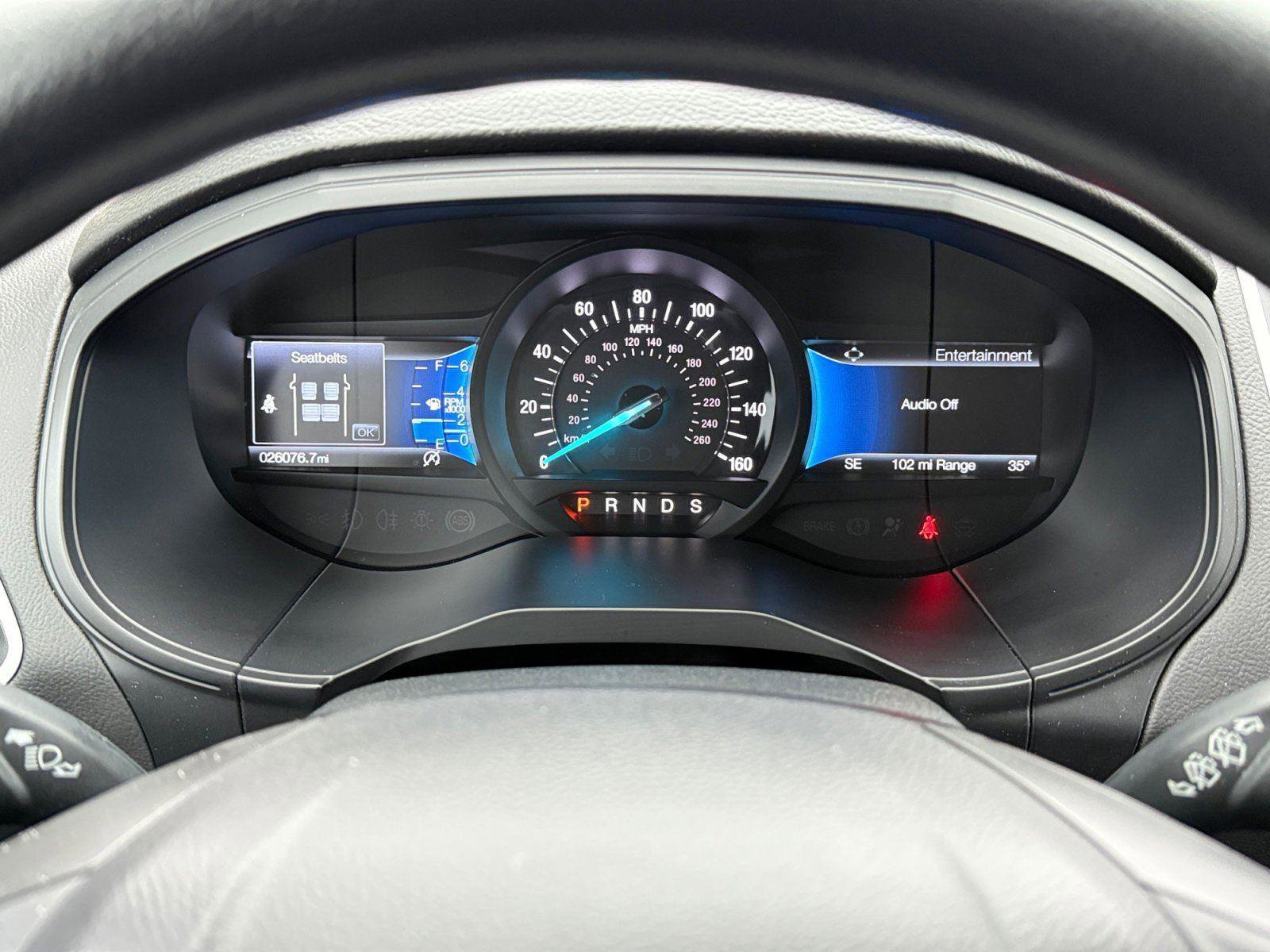 Certified 2022 Ford Edge SE w/ Black Appearance Package image 18