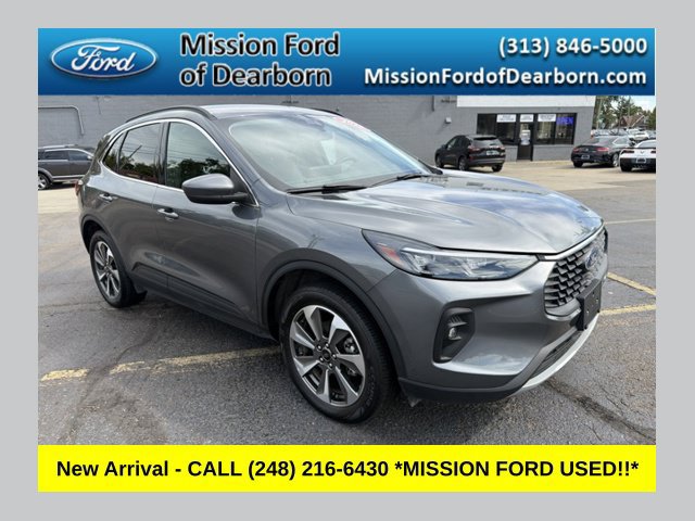 Certified 2025 Ford Escape Platinum
