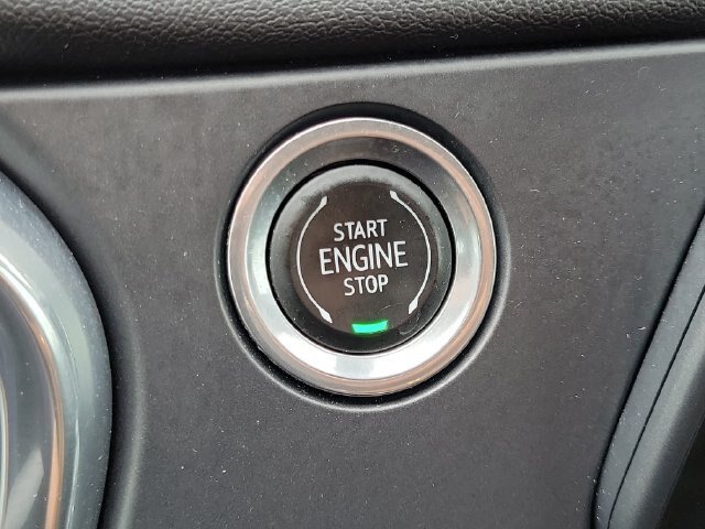 Used 2020 Chevrolet Blazer LT FWD image 20