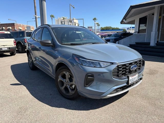 Certified 2023 Ford Escape ST-Line FWD image 1