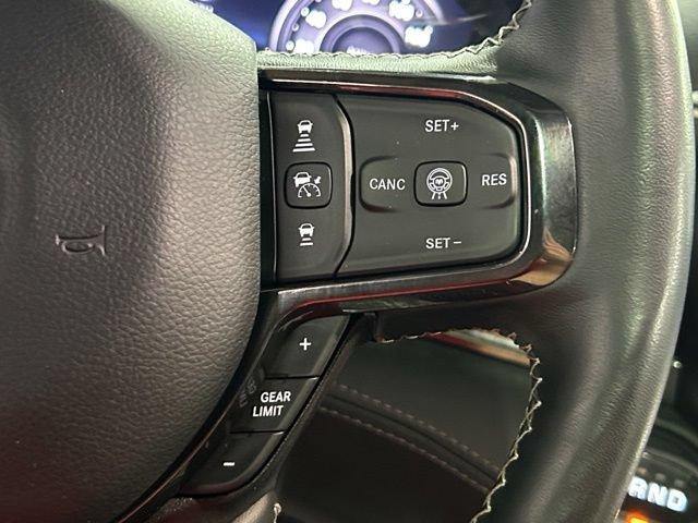 Used 2025 RAM 1500 Limited AWD/4WD image 30