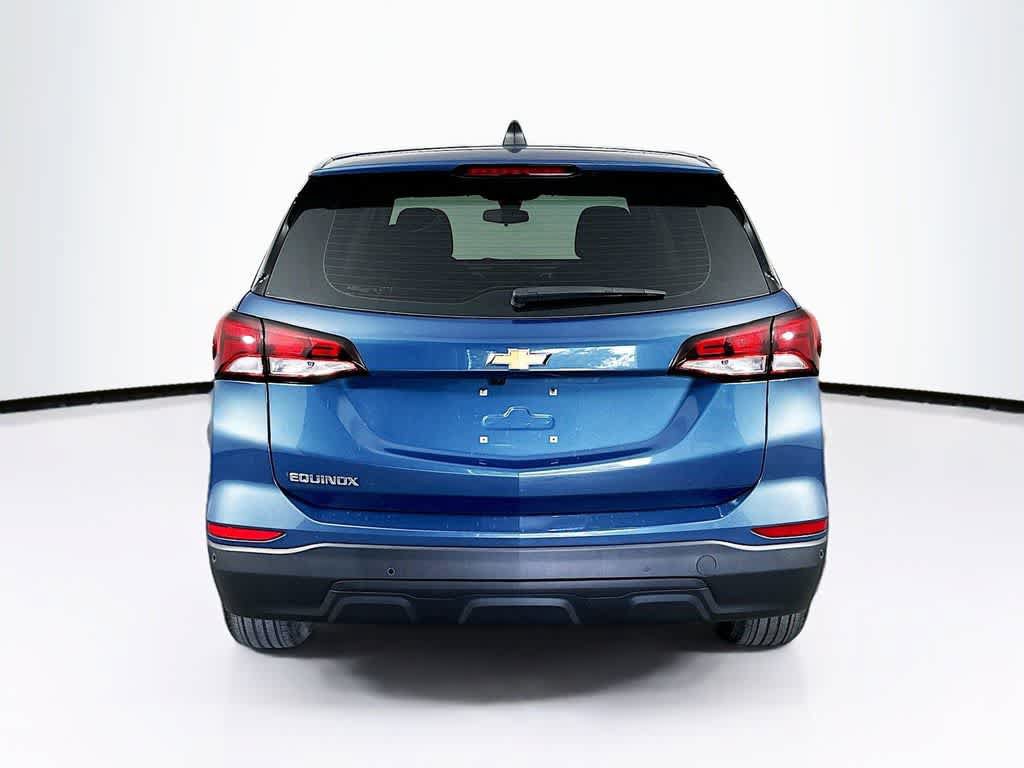 Used 2024 Chevrolet Equinox LS w/ Driver Confidence II Package FWD image 5