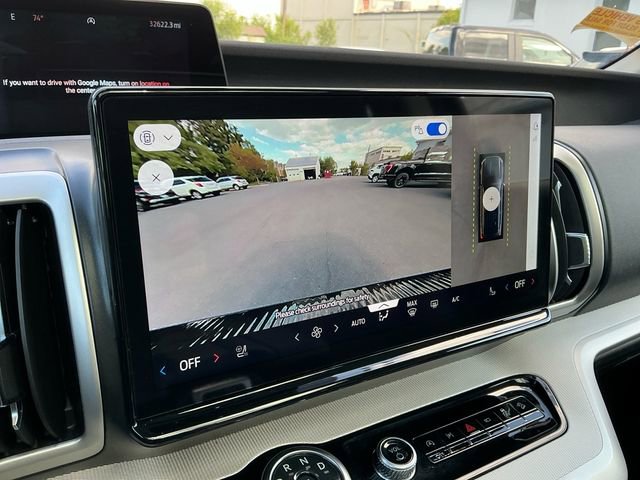 Certified 2025 Ford Expedition Active AWD/4WD image 23