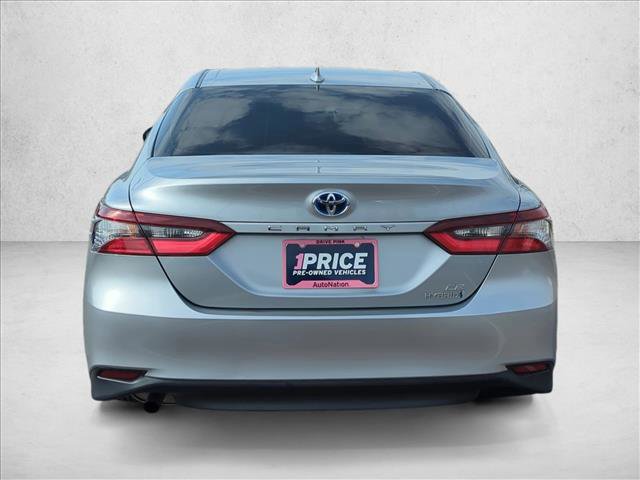 Used 2023 Toyota Camry LE FWD image 5