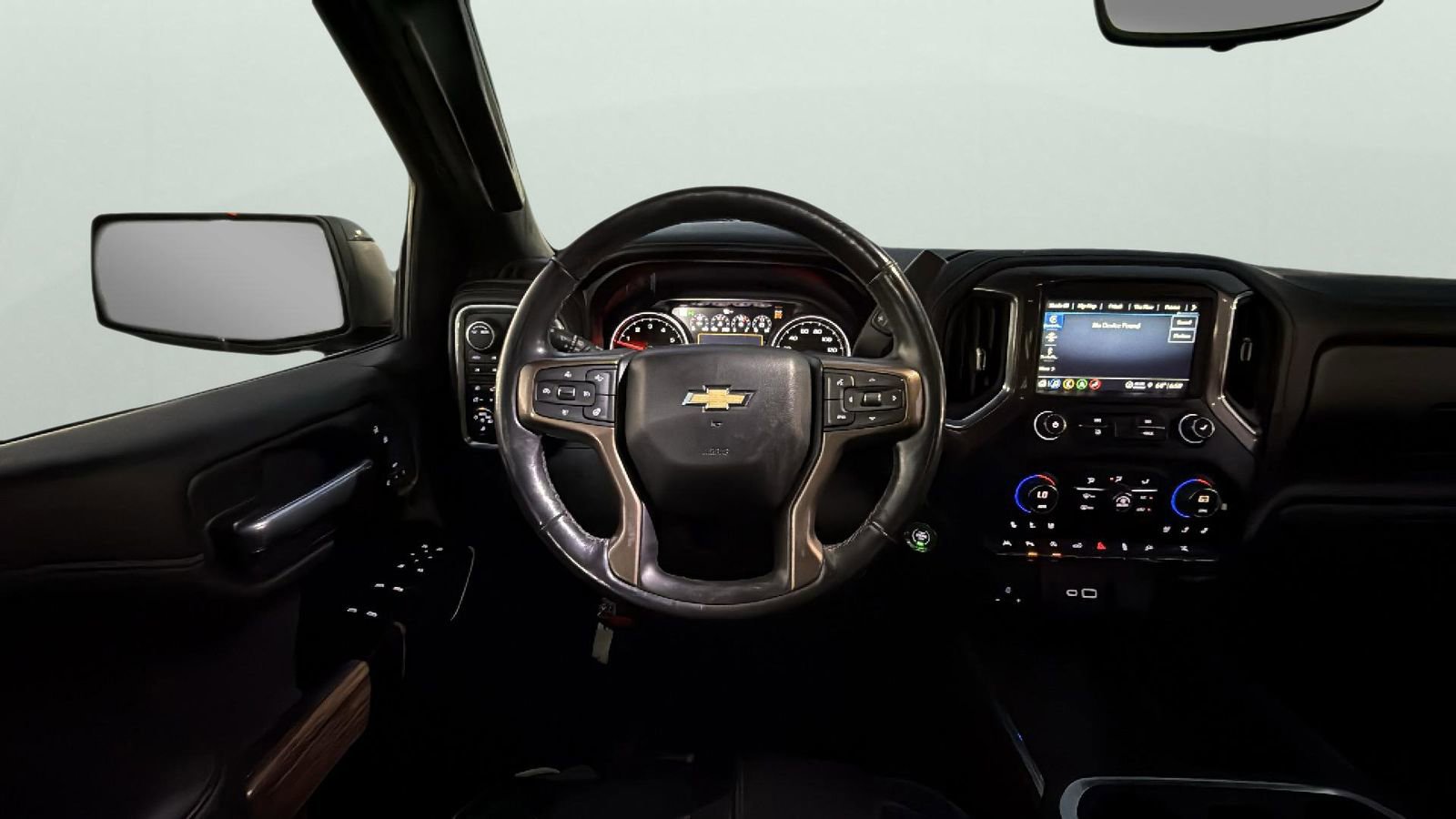 Used 2021 Chevrolet Silverado 1500 High Country w/ Technology Package image 13