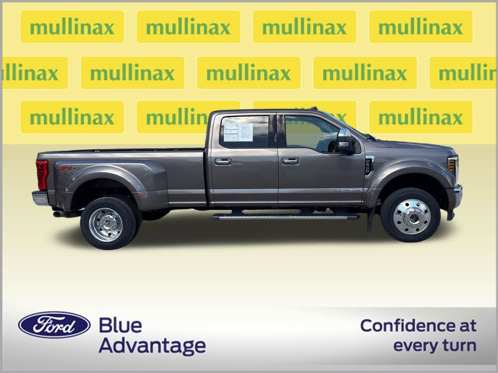 Certified 2019 Ford F450 XLT w/ XLT Premium Package AWD/4WD image 2