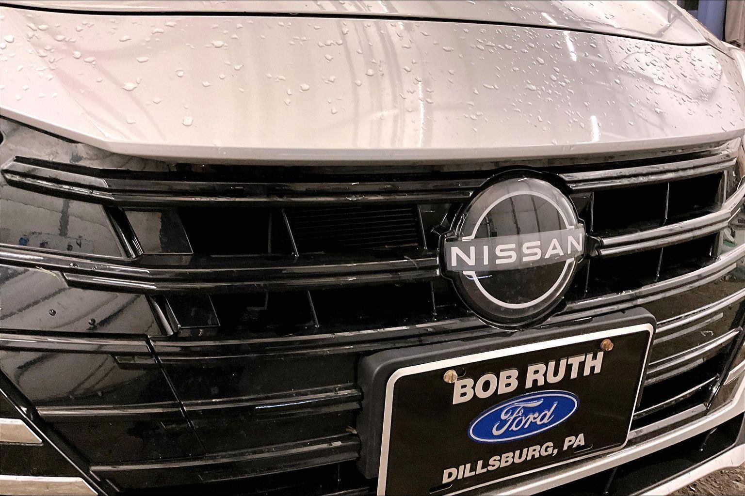 Used 2024 Nissan Versa S w/ Trunk Package image 29