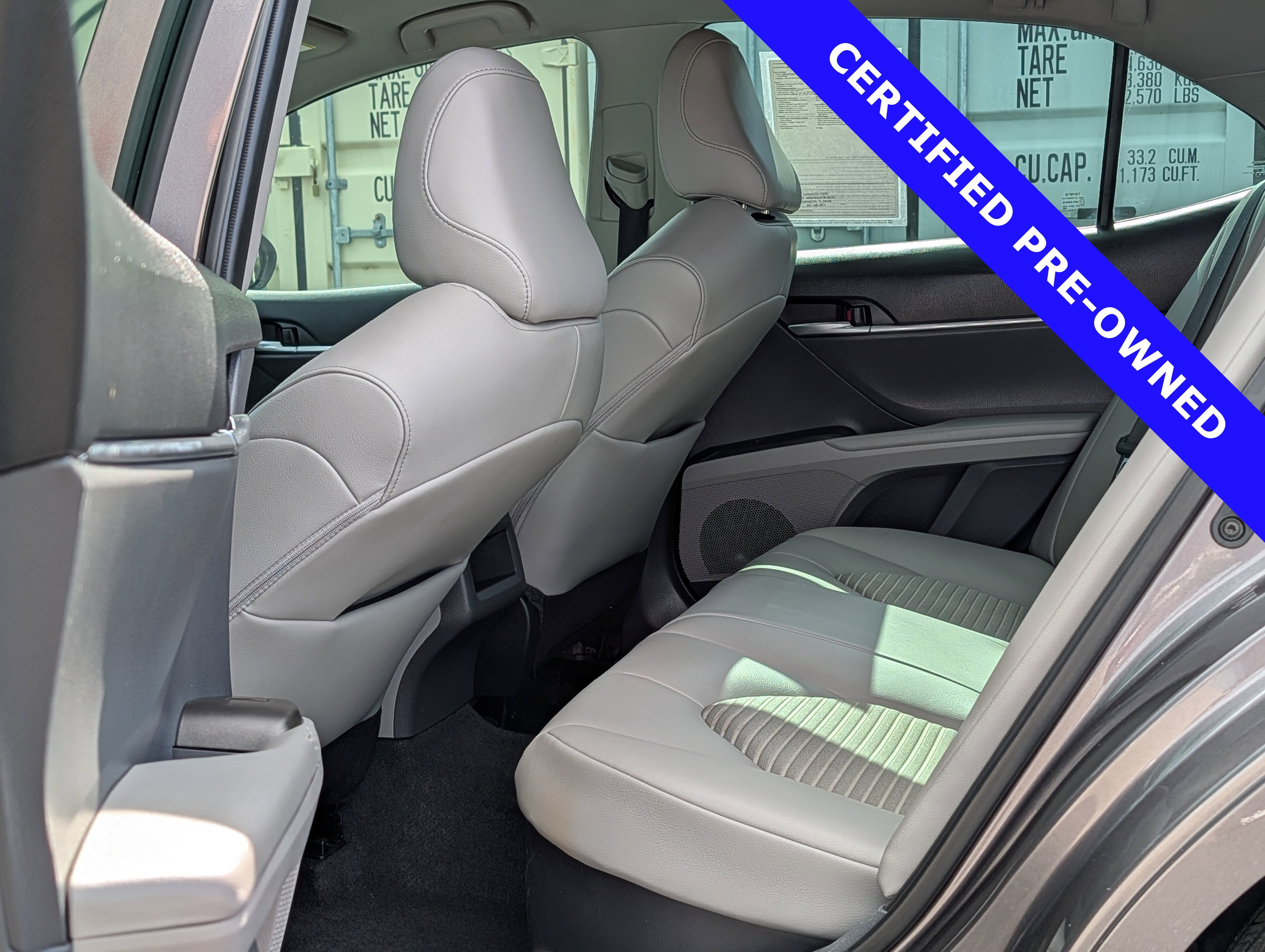 Used 2022 Toyota Camry SE FWD image 13