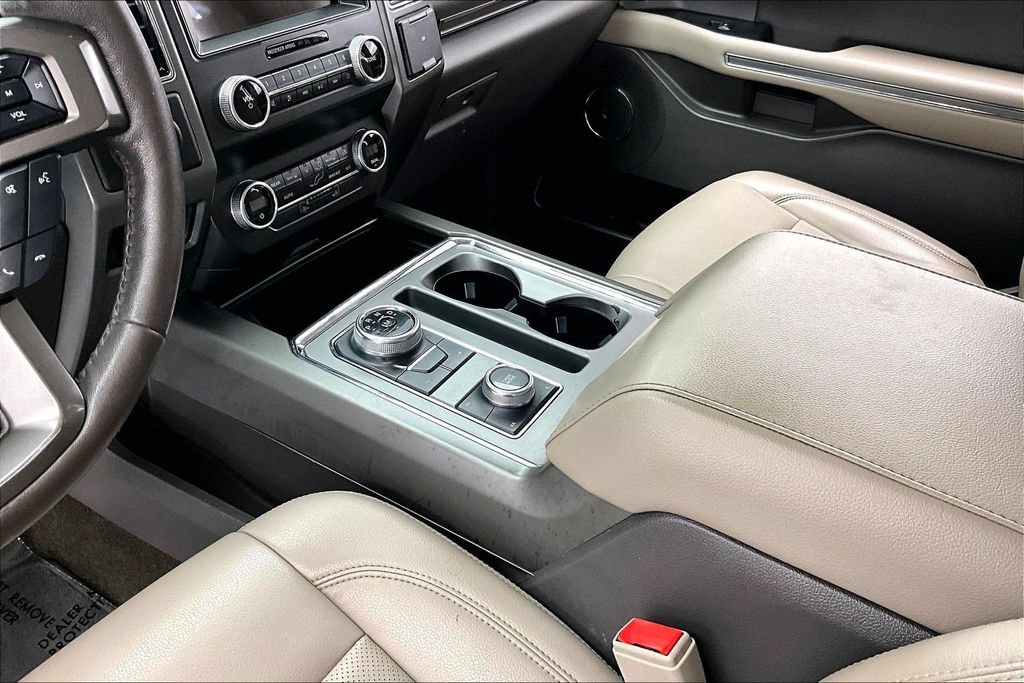 Certified 2020 Ford Expedition XLT w/ FX4 Off-Road Package AWD/4WD image 15