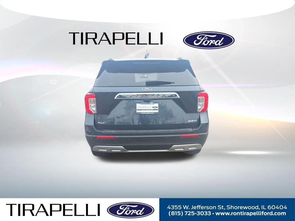 Certified 2024 Ford Explorer XLT w/ Equipment Group 202A image 4