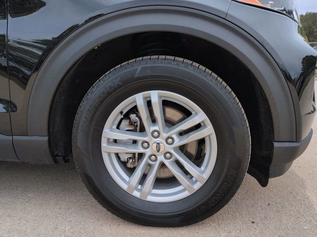 Certified 2024 Ford Explorer XLT w/ Equipment Group 202A RWD image 12