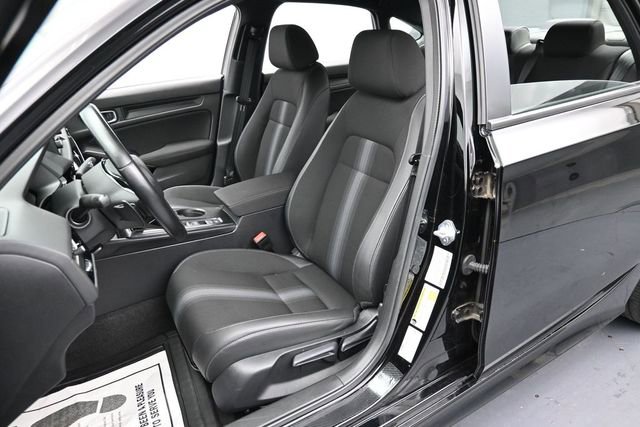 Used 2025 Honda Civic Sport image 11